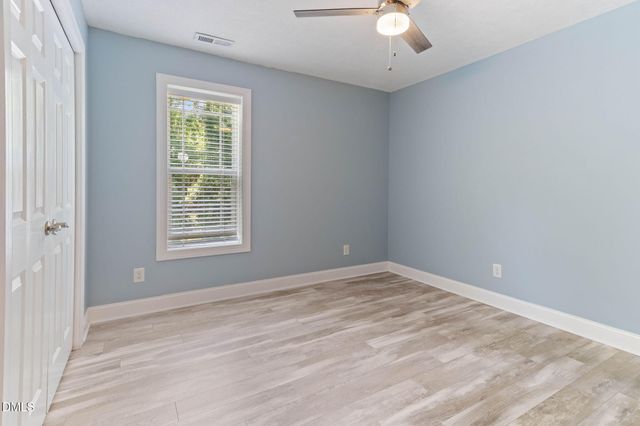 5232 Farmall Drive, Fayetteville, NC 28306