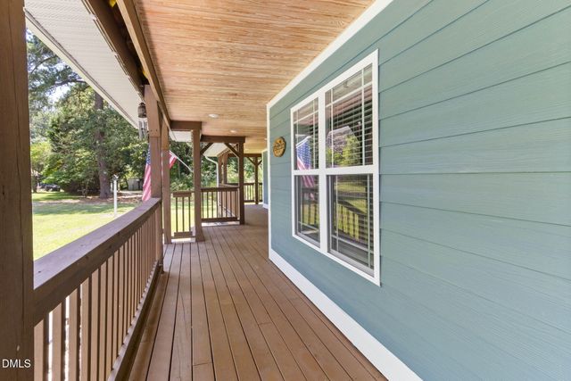 5232 Farmall Drive, Fayetteville, NC 28306