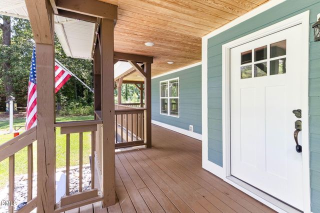 5232 Farmall Drive, Fayetteville, NC 28306