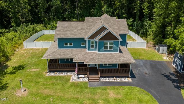 5232 Farmall Drive, Fayetteville, NC 28306