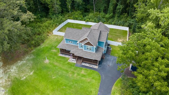 5232 Farmall Drive, Fayetteville, NC 28306