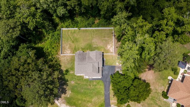 5232 Farmall Drive, Fayetteville, NC 28306