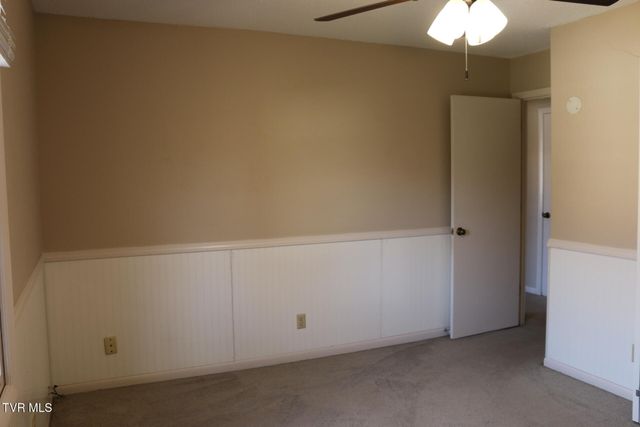 2121 Hickory Springs Road 2121, Johnson City, TN 37604