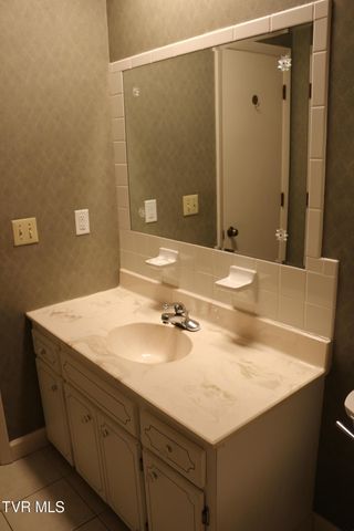 2121 Hickory Springs Road 2121, Johnson City, TN 37604