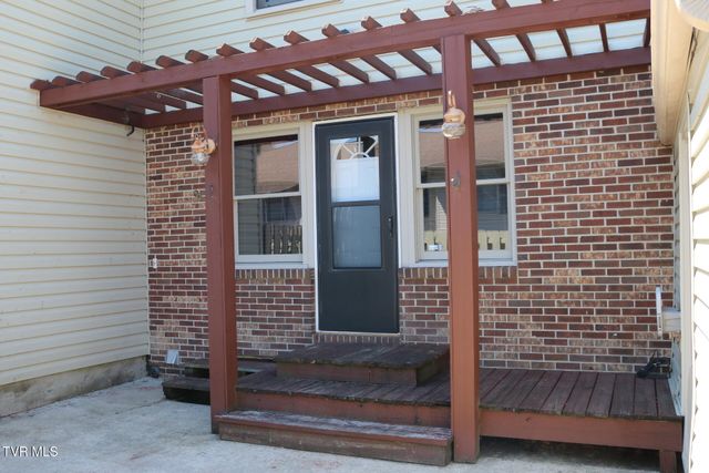 2121 Hickory Springs Road 2121, Johnson City, TN 37604