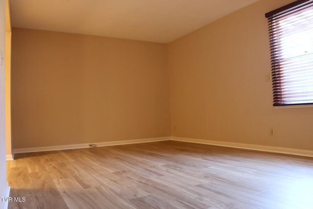 2121 Hickory Springs Road 2121, Johnson City, TN 37604