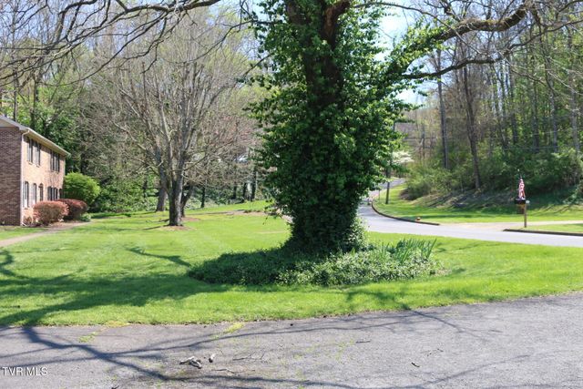 2121 Hickory Springs Road 2121, Johnson City, TN 37604