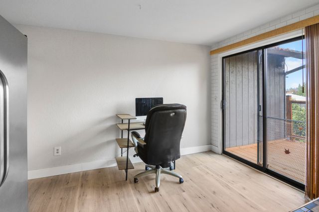 2327 Derry Court, Medford, OR 97504