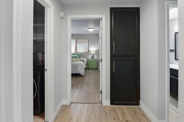 2327 Derry Court, Medford, OR 97504