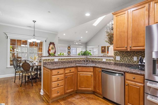 8 Middleberry Court, Greer, SC 29650