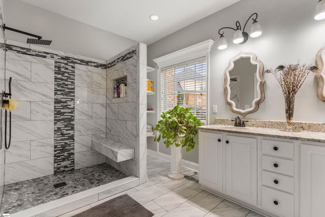 8 Middleberry Court, Greer, SC 29650