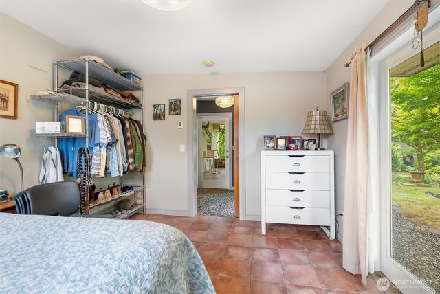 16107 Midvale Avenue N, Shoreline, WA 98133
