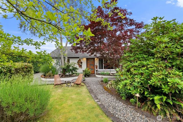 16107 Midvale Avenue N, Shoreline, WA 98133