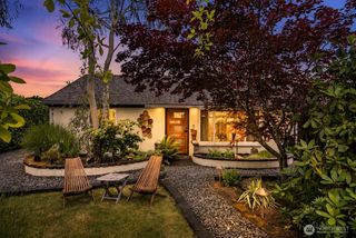 16107 Midvale Avenue N, Shoreline, WA 98133
