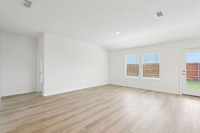 2120 Longchamp Lane, Seagoville, TX 75159