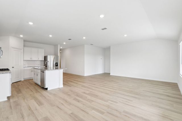 2120 Longchamp Lane, Seagoville, TX 75159