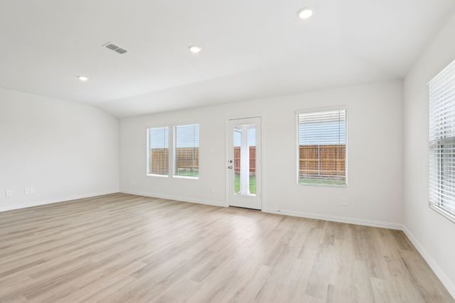 2120 Longchamp Lane, Seagoville, TX 75159