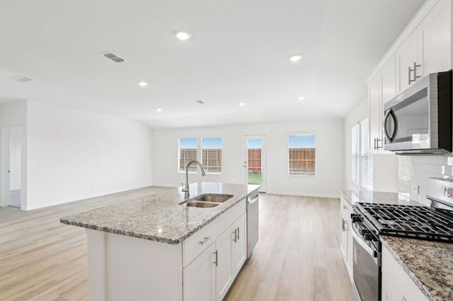 2120 Longchamp Lane, Seagoville, TX 75159