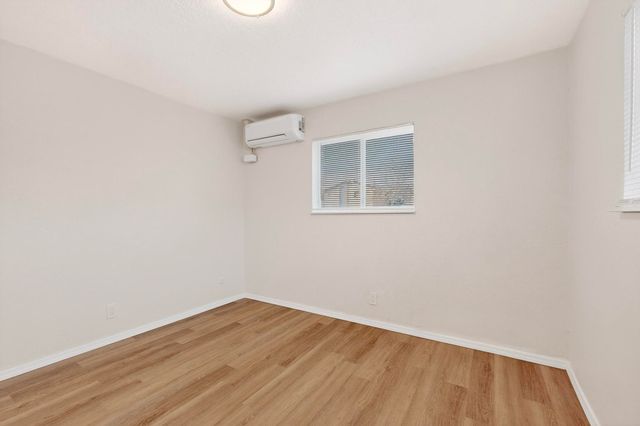 8320 Trumbull Avenue SE, Albuquerque, NM 87108