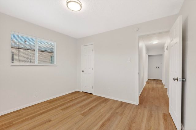 8320 Trumbull Avenue SE, Albuquerque, NM 87108