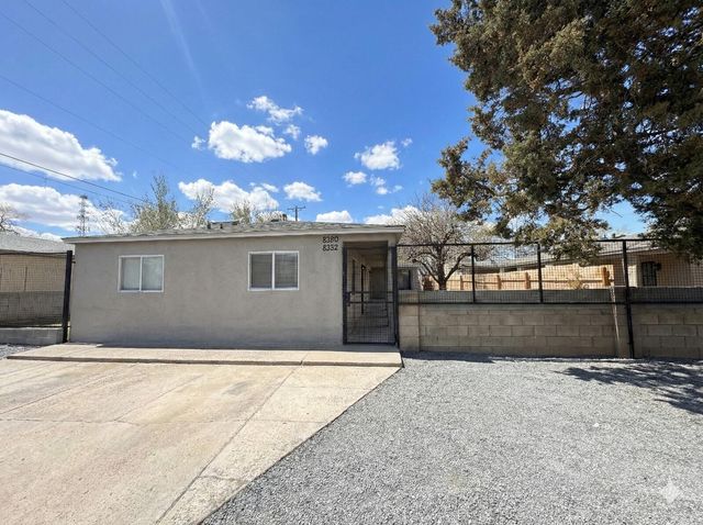 8320 Trumbull Avenue SE, Albuquerque, NM 87108