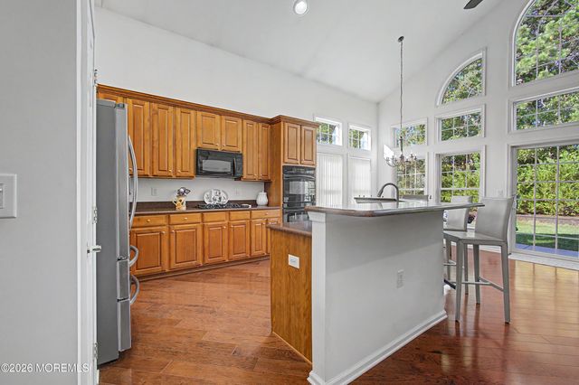 25 Kings North Road, Jackson, NJ 08527