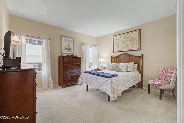 25 Kings North Road, Jackson, NJ 08527