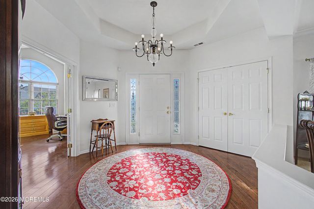 25 Kings North Road, Jackson, NJ 08527