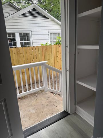 1812 W Long 17th Street, North Little Rock, AR 72114