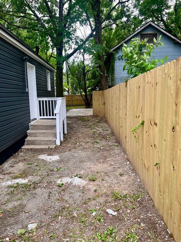 1812 W Long 17th Street, North Little Rock, AR 72114