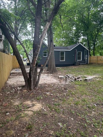 1812 W Long 17th Street, North Little Rock, AR 72114