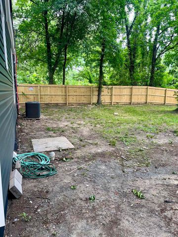 1812 W Long 17th Street, North Little Rock, AR 72114
