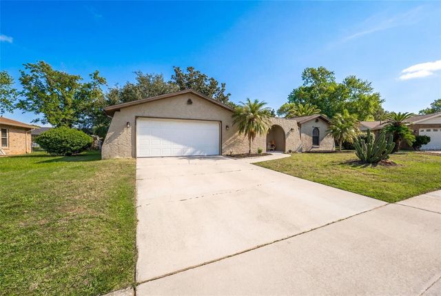 120 QUAKER RIDGE DRIVE, Daytona Beach, FL 32119