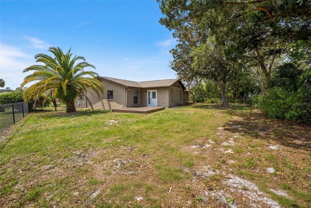 120 QUAKER RIDGE DRIVE, Daytona Beach, FL 32119