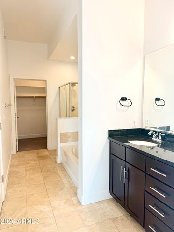 945 E PLAYA DEL NORTE Drive 5020, Tempe, AZ 85288