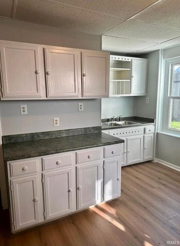 1912 1914 W Indiana Street, Evansville, IN 47712