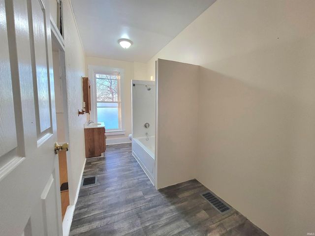 1912 1914 W Indiana Street, Evansville, IN 47712