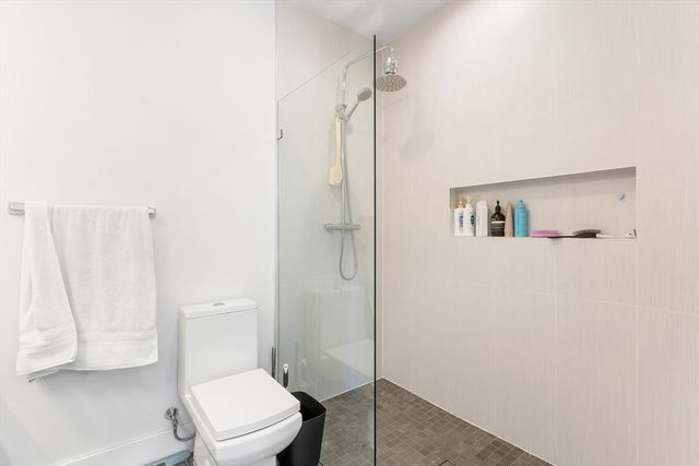 112 King Street 3, Boston, MA 02122