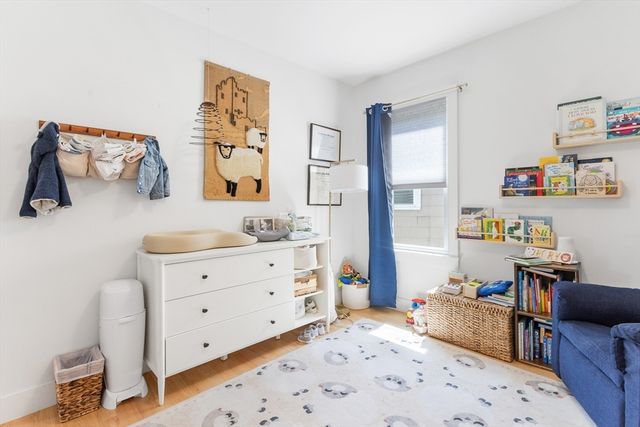 112 King Street 3, Boston, MA 02122