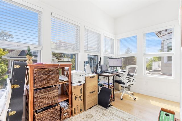 112 King Street 3, Boston, MA 02122