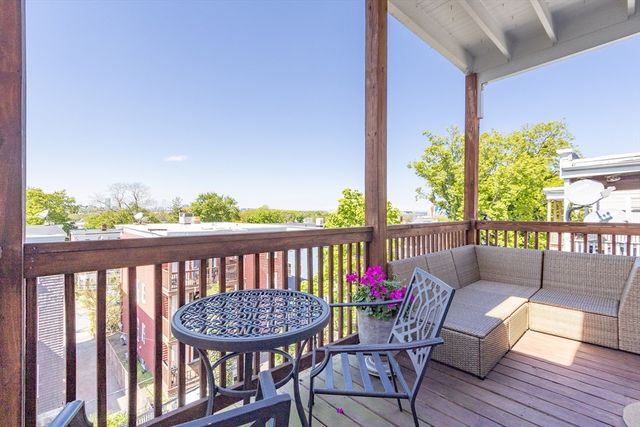 112 King Street 3, Boston, MA 02122