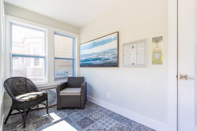 112 King Street 3, Boston, MA 02122