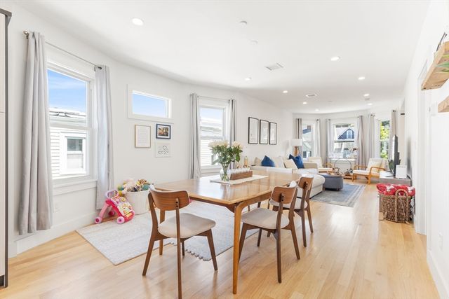 112 King Street 3, Boston, MA 02122