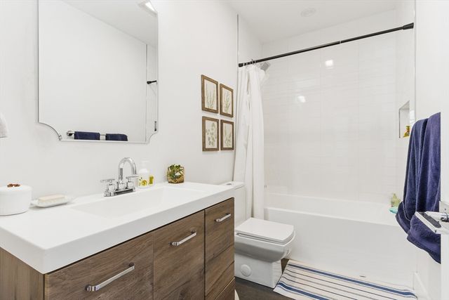 112 King Street 3, Boston, MA 02122