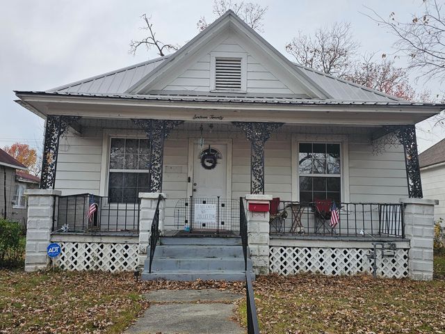 1620 S Connor Avenue, Joplin, MO 64804