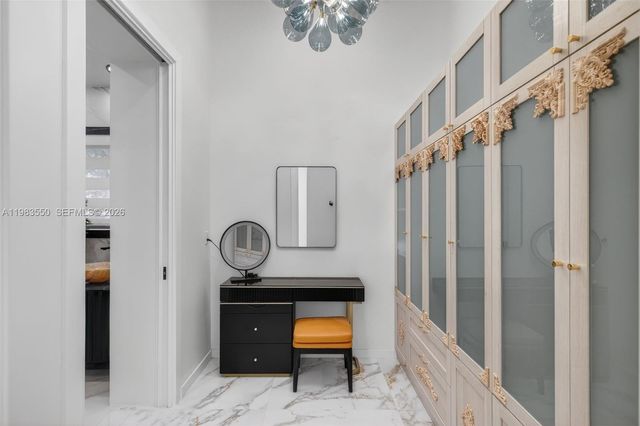 941 NE 119th St, Biscayne Park, FL 33161