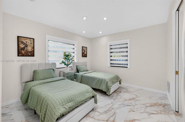 941 NE 119th St, Biscayne Park, FL 33161