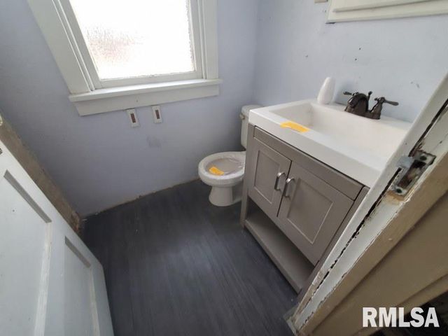 1043 19TH Street, Rock Island, IL 61201