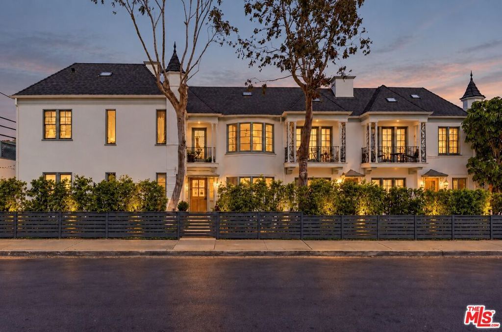 517 Rose Avenue, Venice, CA 90291 — exterior