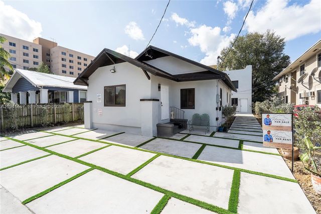 418 NW 9th Ave, Miami, FL 33128